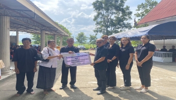 ร่วมงานฌาปนกิจ นายคำ ทองบุดดา และได้มอบเงินสวัสดิการค่าทำศพ โครงการธนาคารขยะบ้านข้าวสาร หมู่ที่ 4 ณ ป่าช้าบ้านกุดเข็ง หมู่ที่ 3