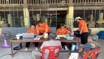 สำนักปลัด ออกรับซื้อขยะโครงการธนาคารขยะ บ้านข้าวสาร หมู่ที่ 4