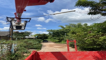 กองช่าง ได้ทำการตรวจสอบ ปรับปรุงซ่อมแซม ไฟฟ้าสาธารณะ ในเขตพื้นที่ บ้านข้าวสาร หมู่4 และหมู่ 10