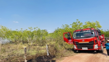 ได้รับแจ้งเหตุไฟไหม้สนามหญ้า บ้านเรือนประชาชน บ้านโคกกลางหมู่ที่ 8 ได้ออกระงับเหตุ เป็นที่เรียบร้อย